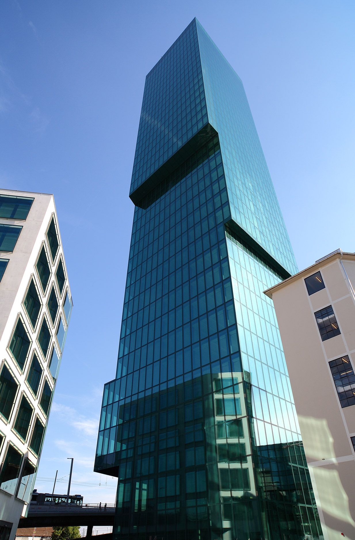 Bürohochhaus Prime Tower mit Annexbauten Cubus und Diagonal, Maag-Areal
